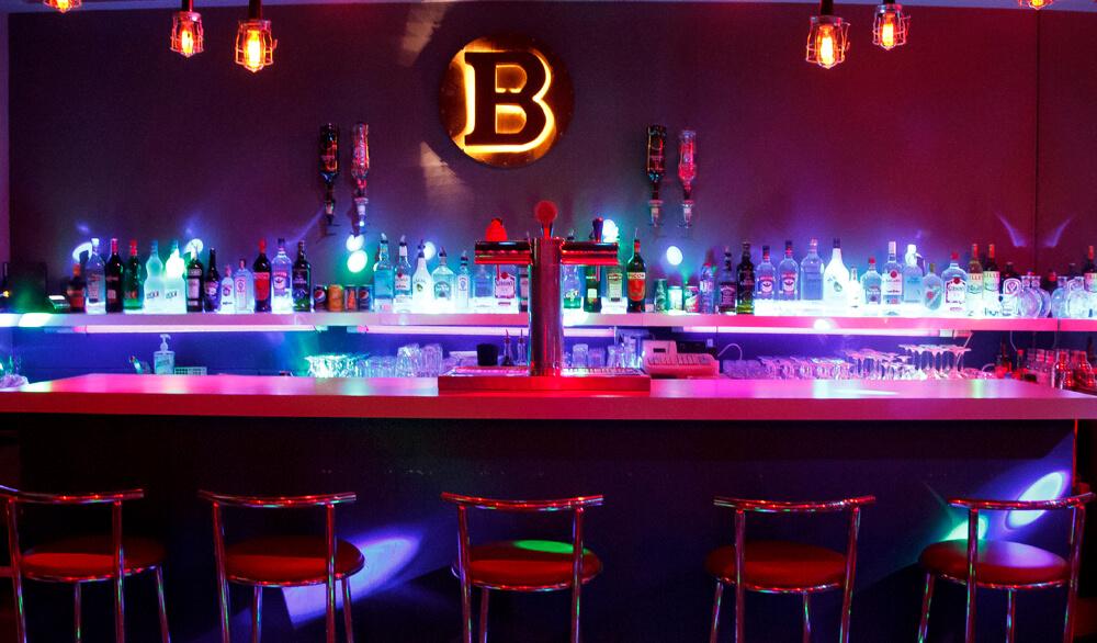 buster bar