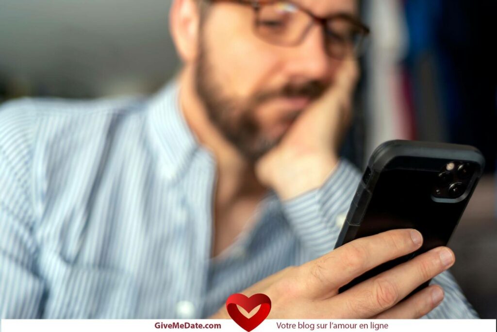 man-on-telephone-bored-woman